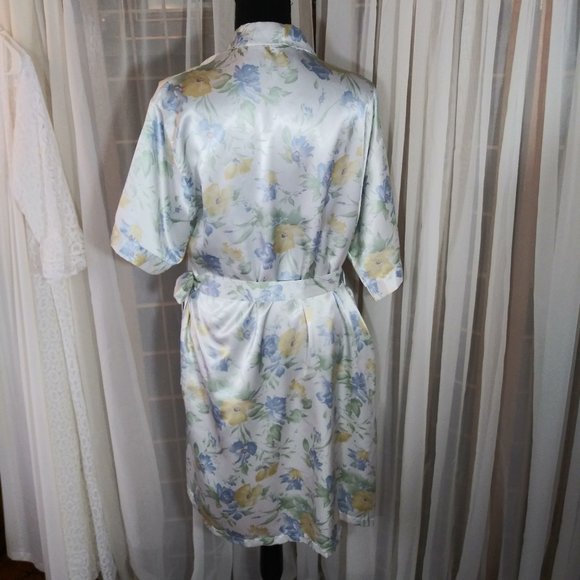 Sorella Floral Robe - Picture 3 of 4